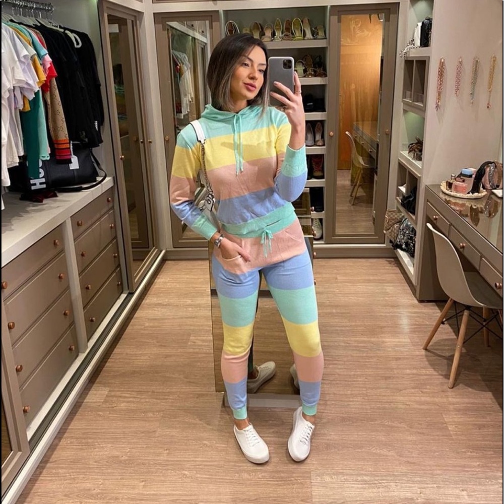 Clothing set - long sleeve and pants 🌈